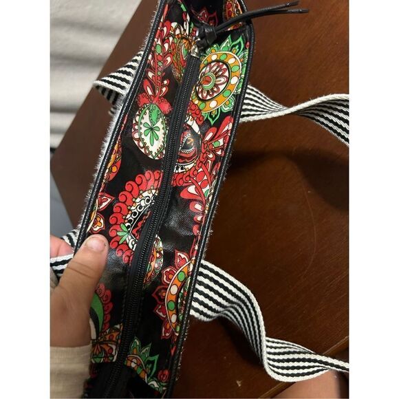Multicolor bling cross purse - Picture 5 of 8